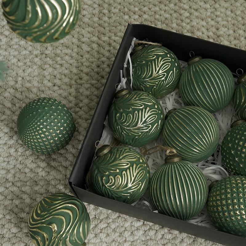 12Pcs Vintage Green Christmas Ball Ornaments 8Cm Retro Christmas Tree Baubles for Home Indoor Decor DIY Holiday Crafts Supplies