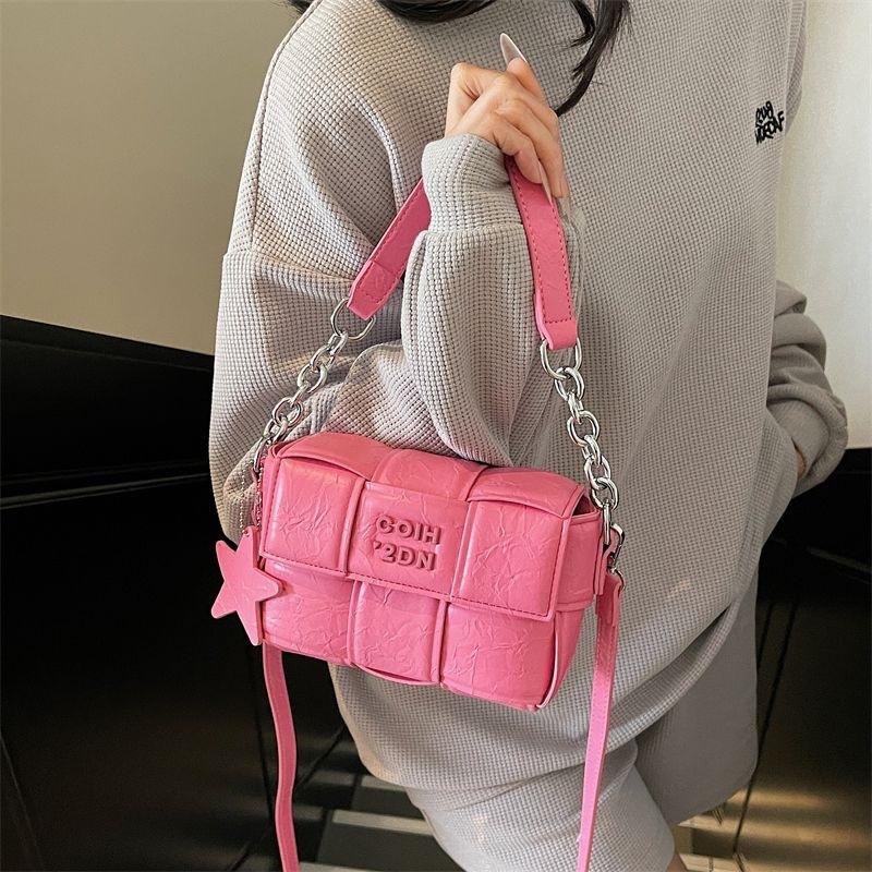 

Rose pink dopamine woven bag women s new feeling light luxury niche design mobile phone crossbody small L