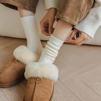 Neue Winter Socken Frauen Kaschmir Wolle Verdicken Warme Frauen Socken Sox Japanische Mode Harajuku Einfarbig Thermische Lange Socken