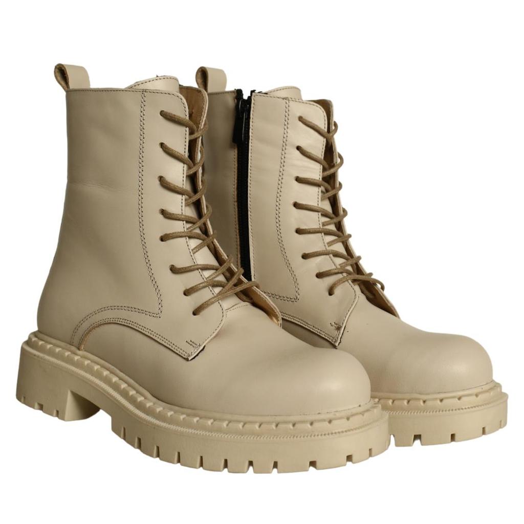 ქალის ნატურალური ტყავის ჩვეულებრივი ჩექმები