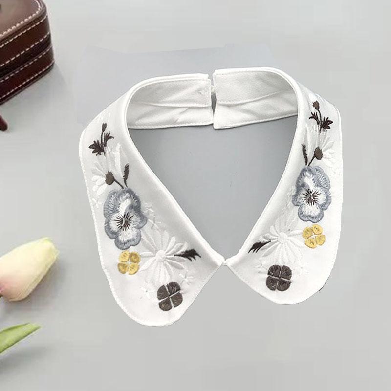 Retro Rhinestone False Collar Neckline Women Lapel Fake Collar Woman Embroidery Removable Detachable Tie Clothing Accessories