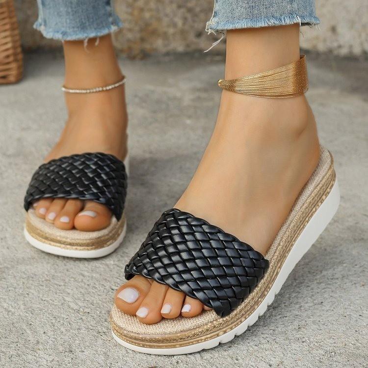 Slope heel cool slippers women's summer new round head hand-woven word with casual thick-soled slippers