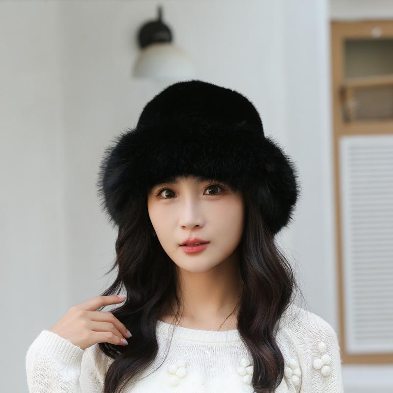 

Капелюх для жінок Осінь та Зима Плюшевий Модний Рибальський Капелюх Маленьке Обличчя Теплий Милий Захист Вух Капелюх Лєй Фен чорний