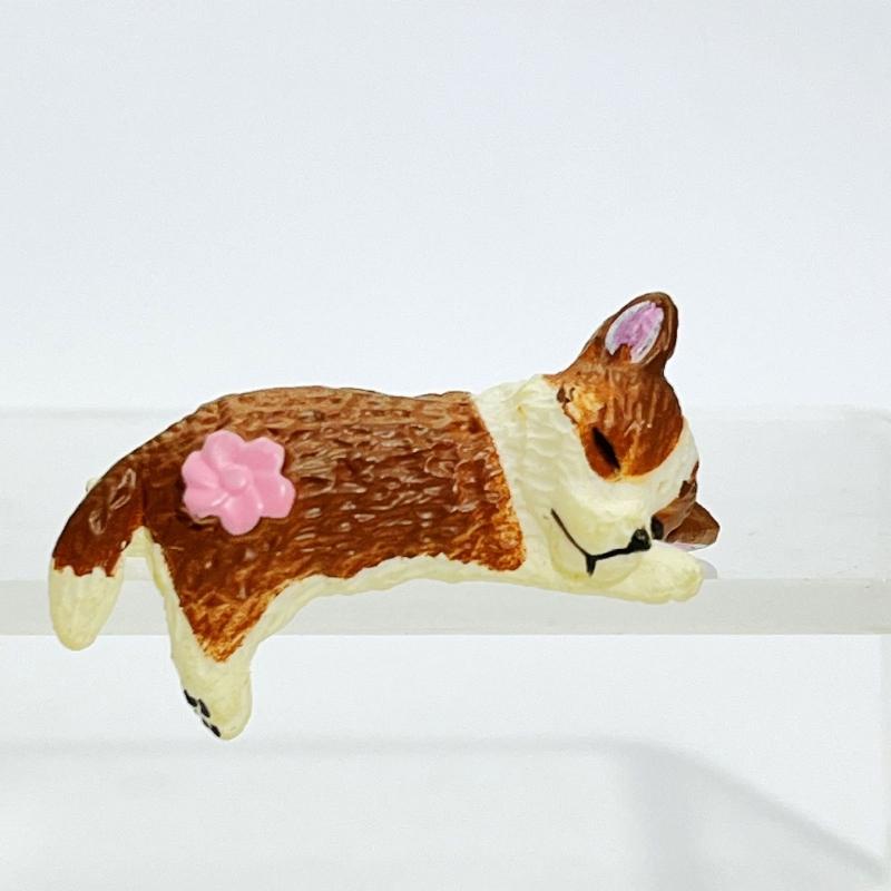 Cats Fingurine Computer Monitor Decors Mini Dog Kitties Screen TV Decorations Personality Car Accessories Mascots Craft