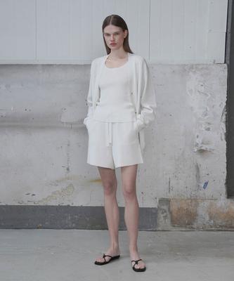 Gonne e pantaloni da donna – Pantaloncini