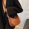 Autumn and Winter High Sense Niche Small Bag Women 2025 New Fashion Casual Shoulder Messenger Bag Versatile Dumpling Bag