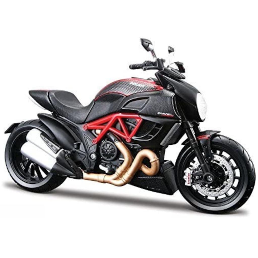 Maisto 1/12 Scale Ducati Diavel Carbon Motorcycle Bike Model (On-Road) 31101(11023)