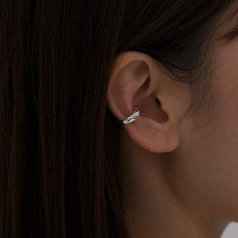 

Thro.er Inner silver