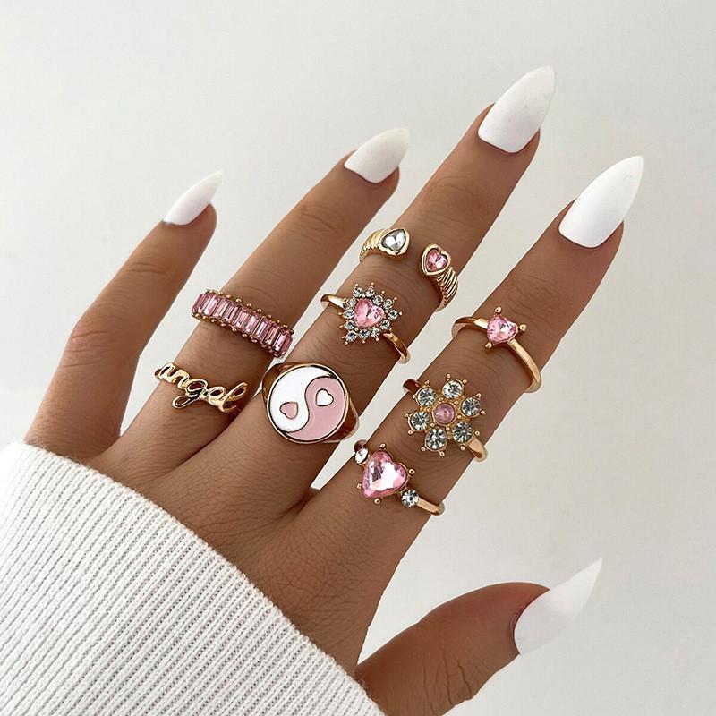Modyle Copper Color Vintage Acrylic Heart Rings Set For Women Fashion Black Green Color Resin Hand Heart Ring Jewelry Gifts