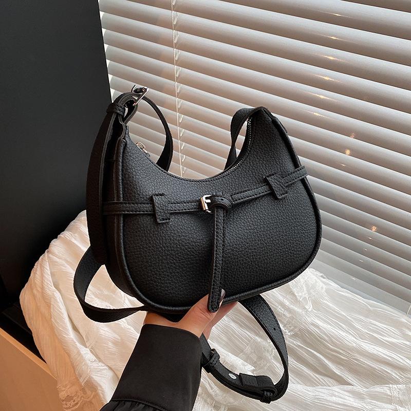 

Popular bags women s new fashion niche single shoulder armpit bag high-end dumpling messenger bag чорний