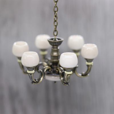 Puppenhaus-Mini-Deckenlampe, exquisites, realistisches Miniatur-Kronleuchter-Modell, Spielzeug für die Puppenhaus-Dekoration