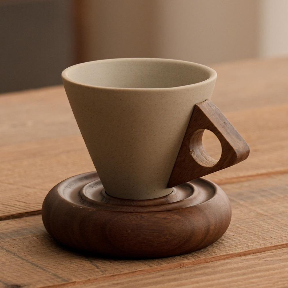 Retro Style Vintage Pottery Mug Coarse Ceramic Japanese Ceramic Mug Funnel Coffee Mug  Home Decor