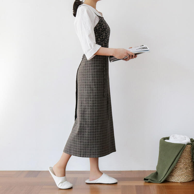 2-color floral check apron ivory