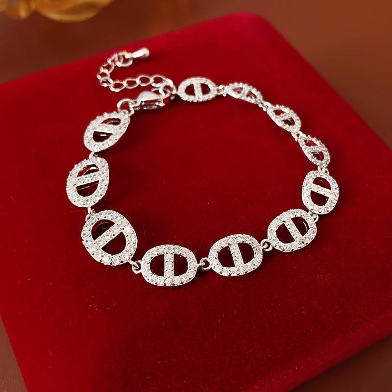 Bracciale Regolabile in Oro Vero Galvanizzato con Zir*****val Diamond, Lusso Leggero, Bracciale alla Moda di Alta Gamma, Gioiello Versatile per il Pendolarismo