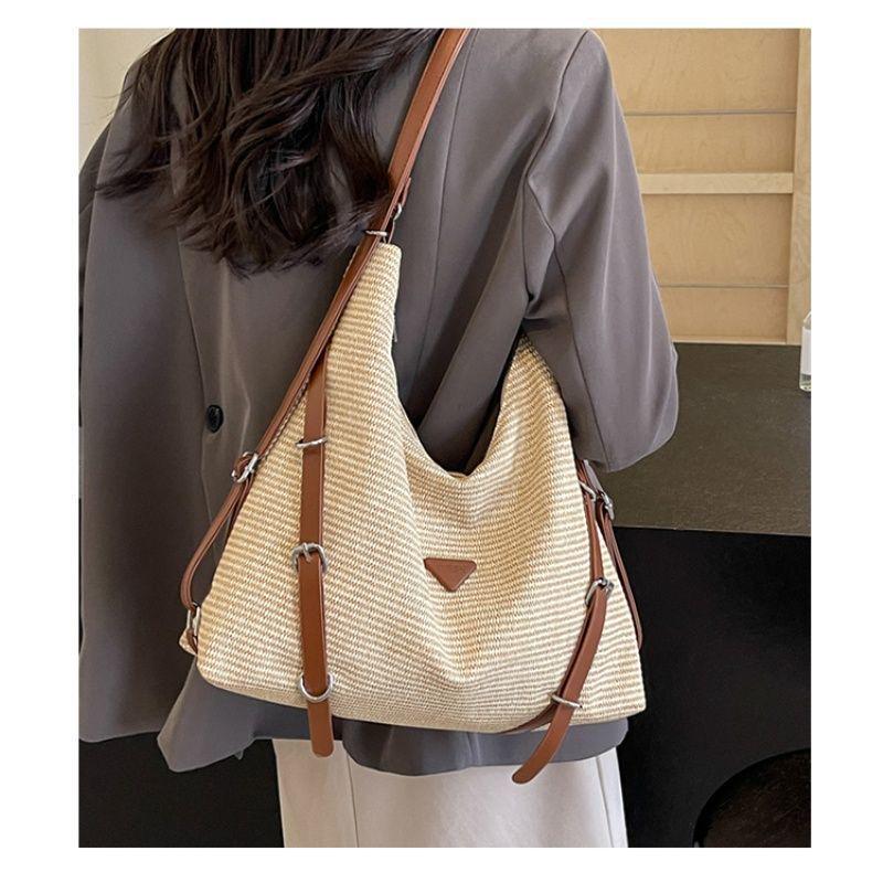 

2025 Versatile Travel Tote: Large-Capacity Retro Backpack & Crossbody Shoulder Bag