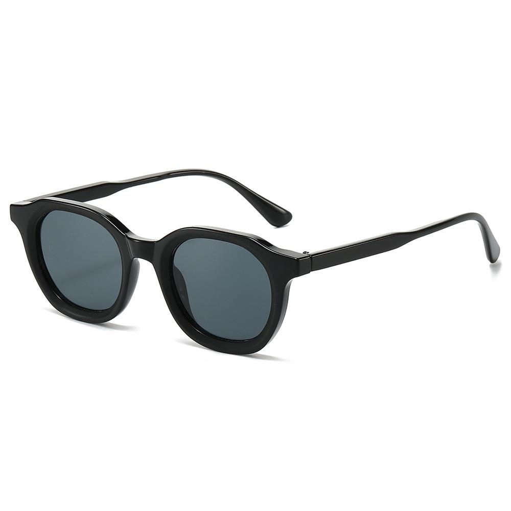 New In Classic Vintage Luxury Designer Round Brand Sunglasses Women For Men Sun Glasses Punk Popular Outdoor Travel Shades Uv400