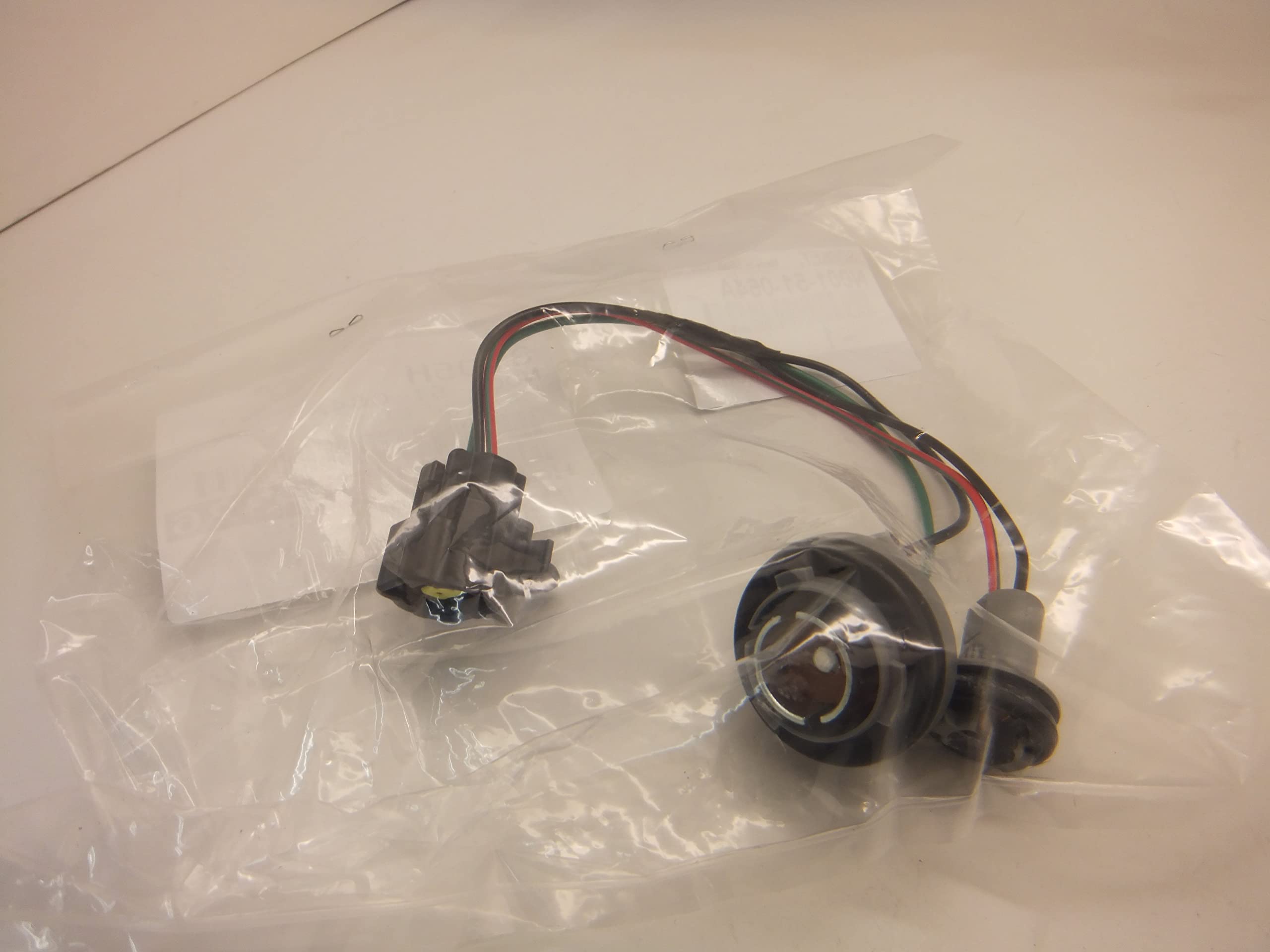 

Genuine Mazda Front Combination Lamp Socket (N0) N001-51-064A