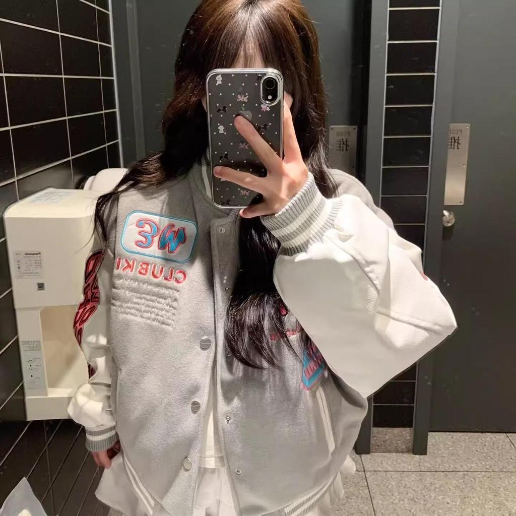 Modna damska kurtka baseballowa oversize z haftem na jesień/zimę