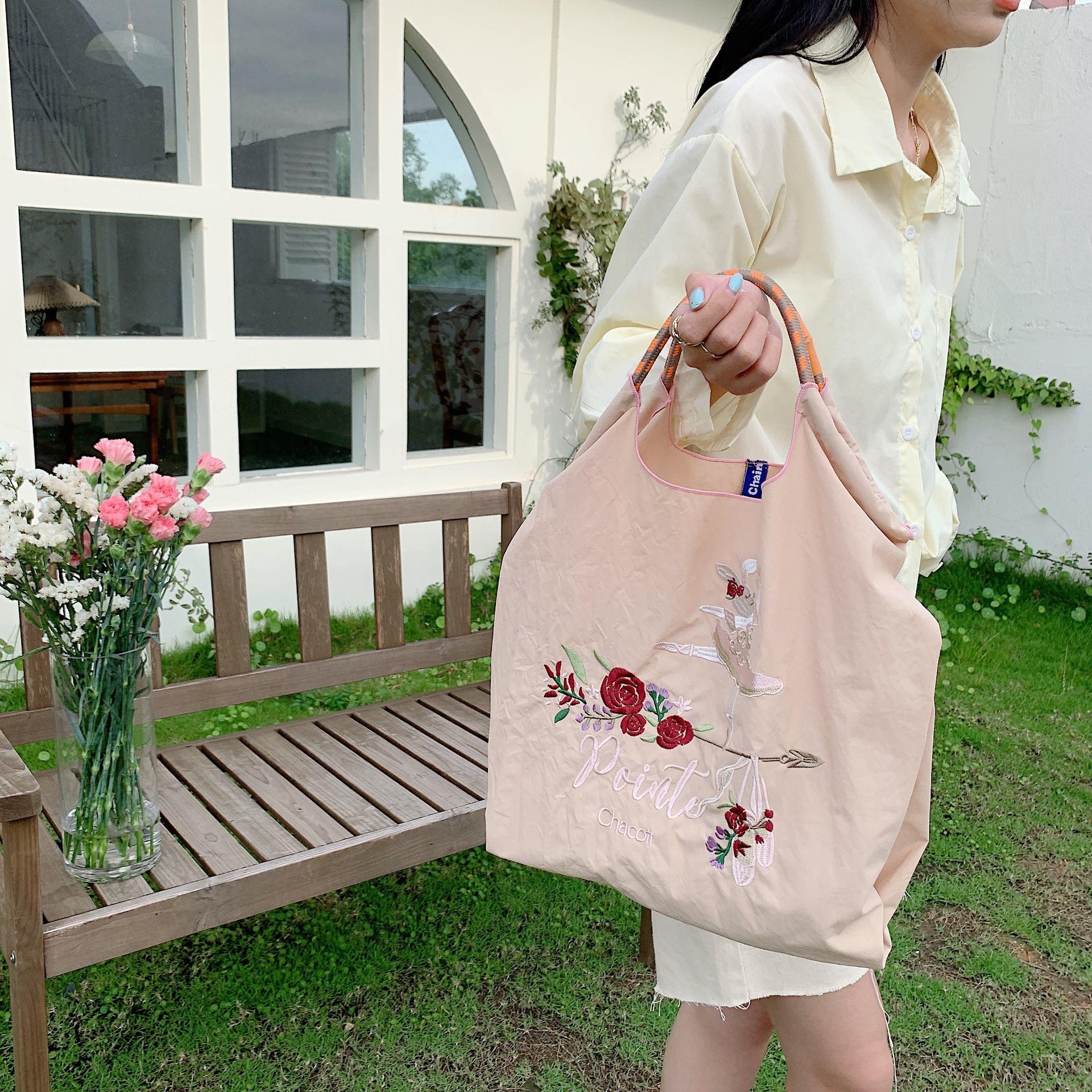 

Интернет знаменитости отдел ниша вышитая сумка для покупок нейлоновая сумка студенческая сумка на плечо защита окружающей среды сумка для бенто