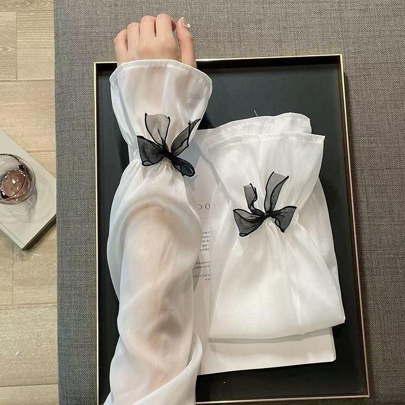 

Elegant Pearlescent Yarn Bow Sun Protection Arm Sleeves For Women Summer Ins Style Ice Silk Arm Sleeves Flared Sleeves one size білий