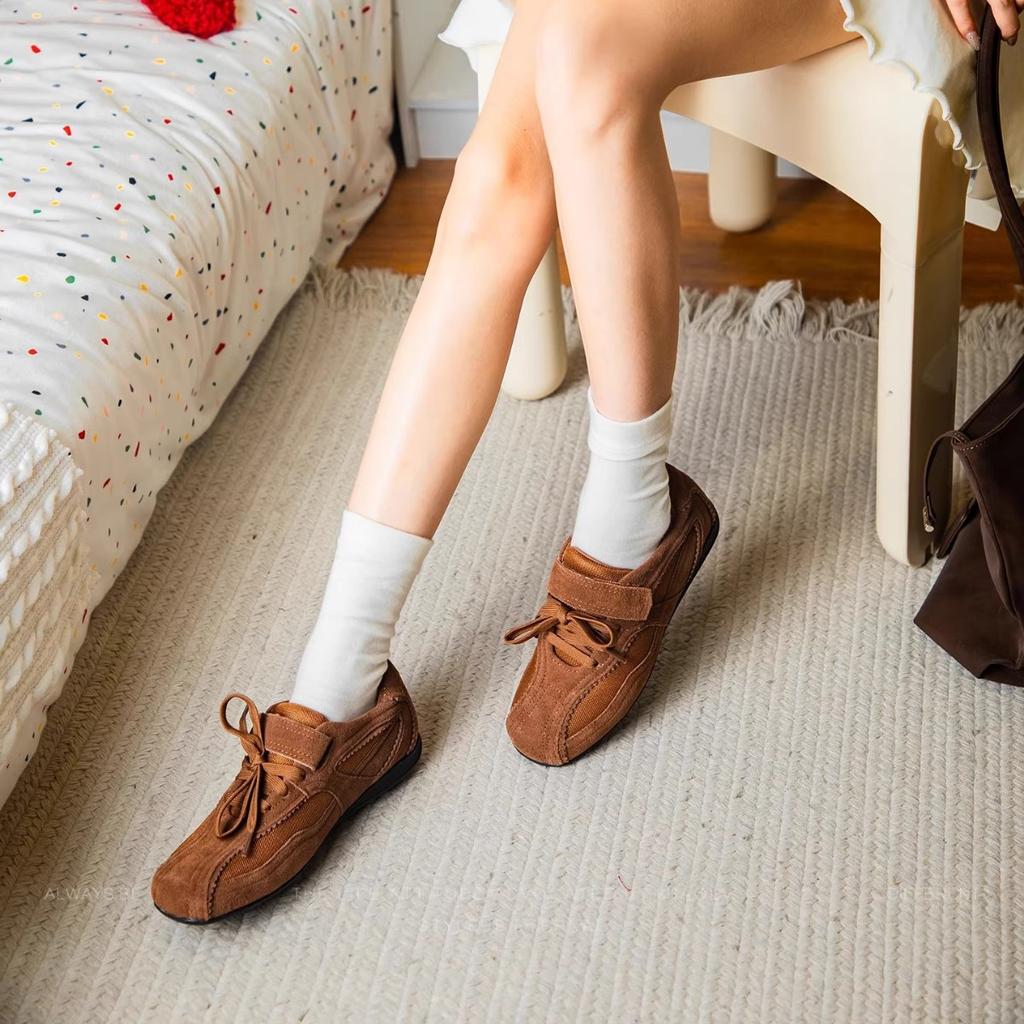 Leather Retro Ballet Training Shoes Women'S Spring Versatile Velcro Soft Sole Comfortable Casual Sports Forrest Gump Shoes