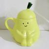 Keramický hrnek ve tvaru hrušky s víčkem Roztomilý vtipný hrnek na kávu a čaj se smějící tváří 450 ml Pohodlné ucho Nápojový hrnek Dárek k narozeninám Domácí dekorace