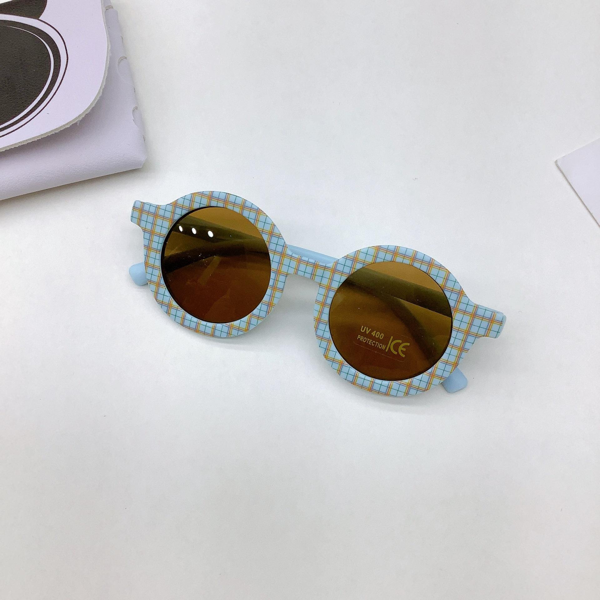 

Модные детские солнцезащитные очки с защитой от ультрафиолета, затеняющие вогнутые детские солнцезащитные очки зеленый плед