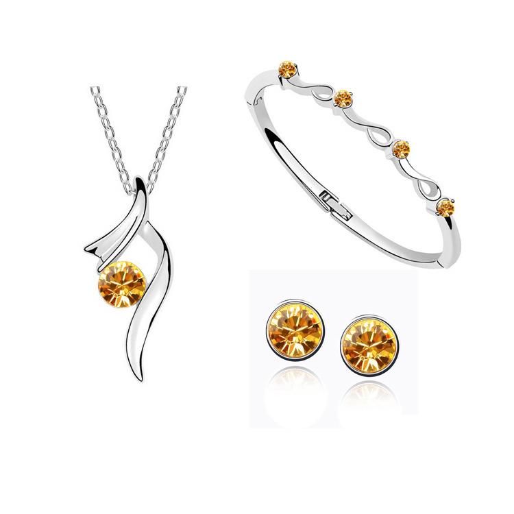 

Повышение! Корейский комплект украшений: Серьги, ожерелье и браслет с австрийскими кристаллами — модные универсальные изделия, простой дизайн (1368)