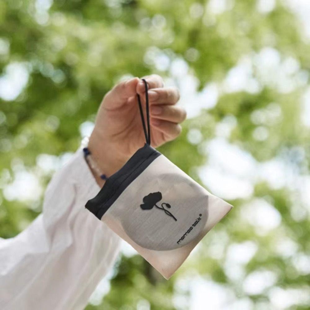 New with Storage Bag Portable Folding Fan Compact Design Vintage Style Handheld Fan Round Fan Outdoor Activities