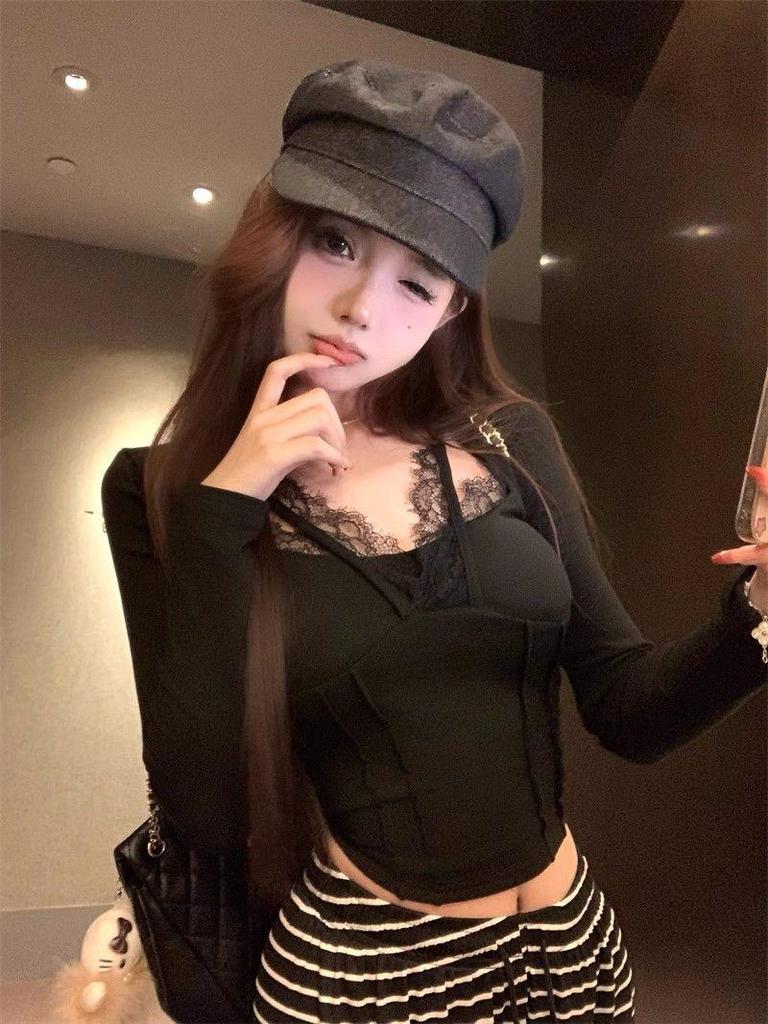 Women's Winter Lace Patchwork V-Neck Long-Sleeve Slim-Fit Base Layer Top