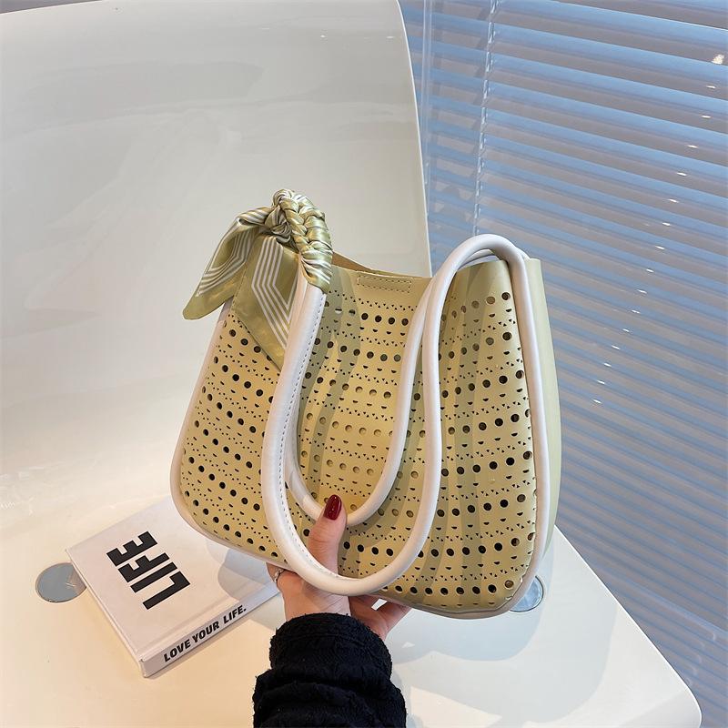 Retro Bag Newest Women S Bagnewest Fashion Niche Design Hollow Armpit Bag High-Quality Texture Shoulder Bag Handbag