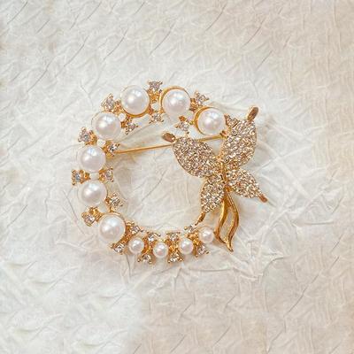 Versatile Rhinestone Pearl Butterfly Brooch for Women's Luxury Fashion Accessories