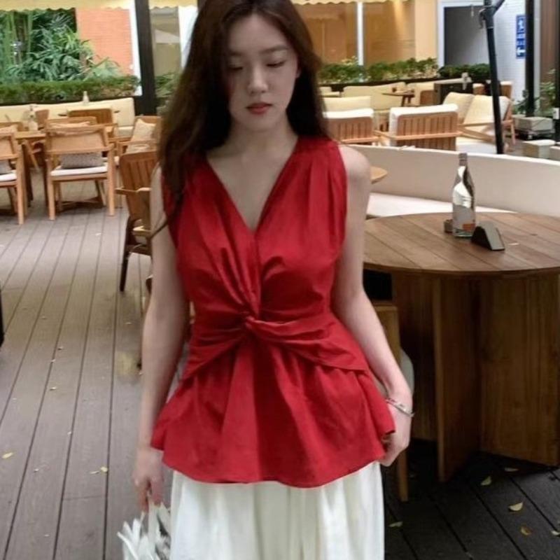 Solid Color Women's Vest Korean Style Slim Fit V-neck Twisted Design Female Sleeveless Camis Summer New Trend Casual Chic Ladies Top