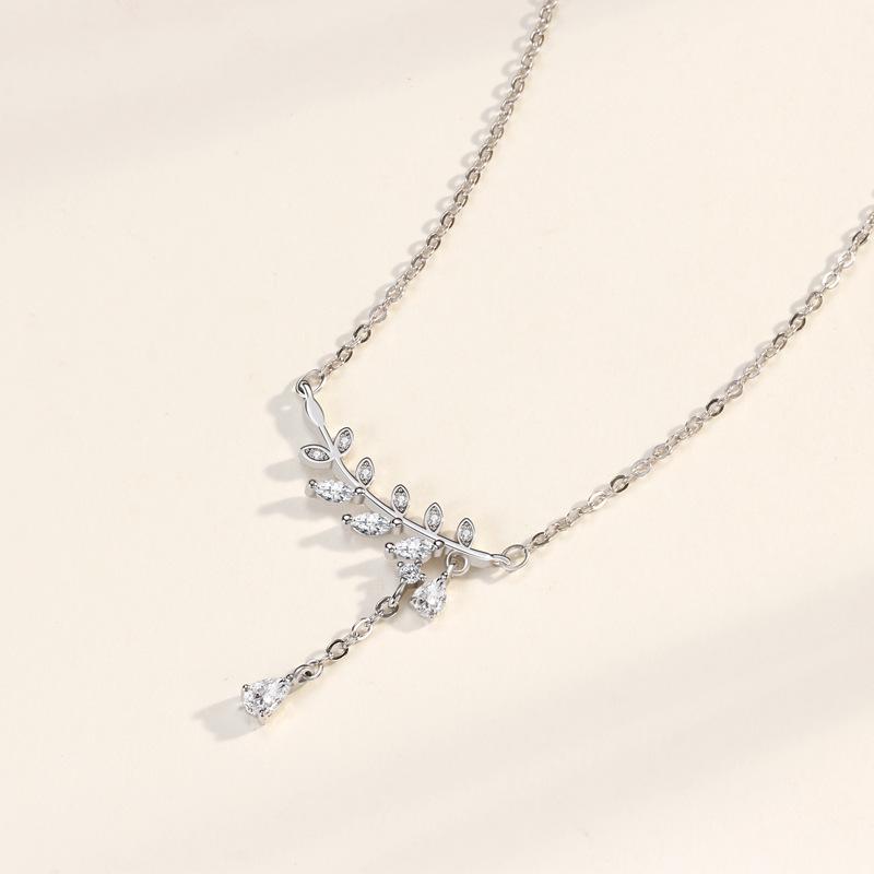 

Ожерелье из оливковой ветви, инкрустированное бриллиантами, женская корейская версия, персонализированная цепочка на ключицу с бахромой из листьев ивы, нишевая модная бижутерия