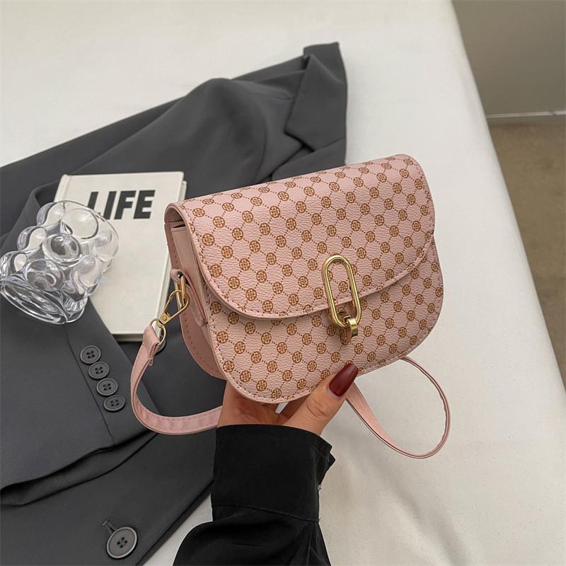 

Beautiful Retro Saddle Bag For Women In Black Brown Beige And Pink Perfect For Spring рожевий