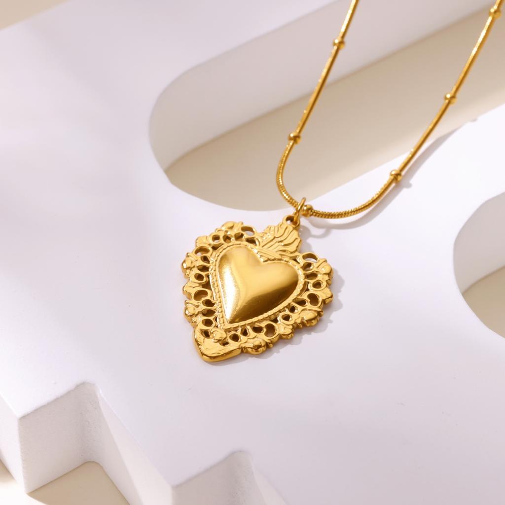 Stainless Steel Bohemian Heart Pendant Neckalces For Women Gold Color Heart Neckalce Aesthetic Wedding Jewelry Wholesale