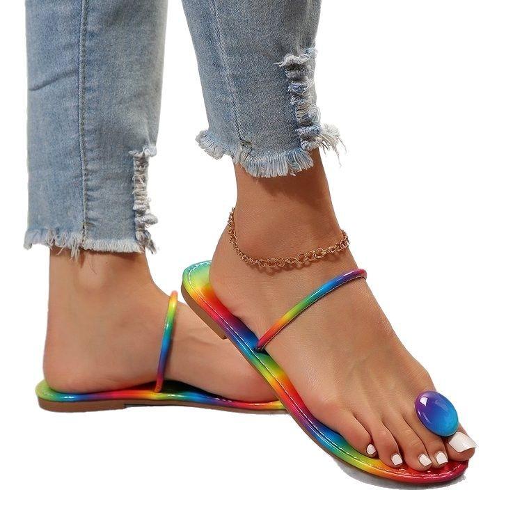 Large size outer wear cover toe flat bottom slippers women's retro lightweight beach sandals wish