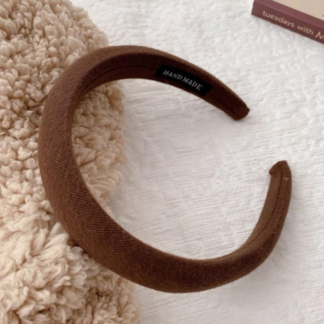 

Wide Edge Sponge Headband Brown-Toned Fall Winter Hair Accessory Women Headband Warm Fashion Hair Band For Daily Use Outfit темно-коричневого кольору
