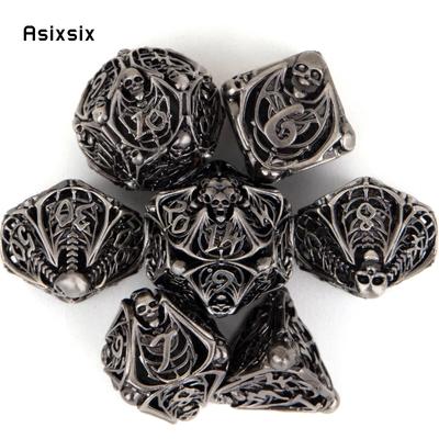 7 Pcs Silver Skull Metal Dice Hollow Metal Polyhedral Dice Set Suitable for Role-Playing RPG  Board Game Card Game