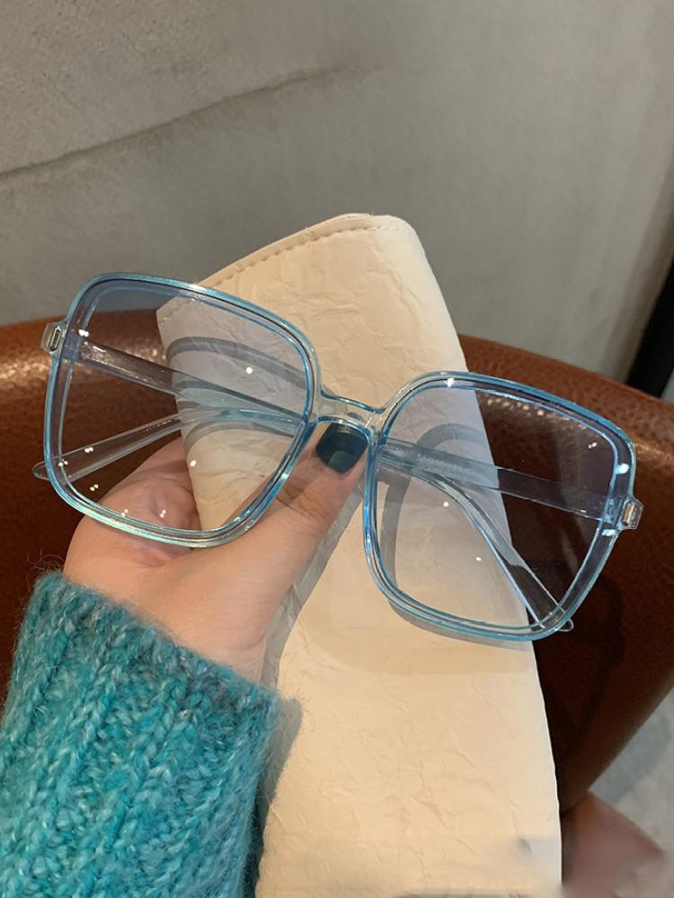 Oversized Trendy Designer Style Style Rectangular Sun Glasses Glasses Ladies Vintage Classic Gradient Sun Eyeglasses Female Clear Lens Black White