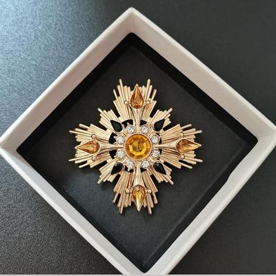 Vintage Western Rhinestone Starburst Brooch Pin