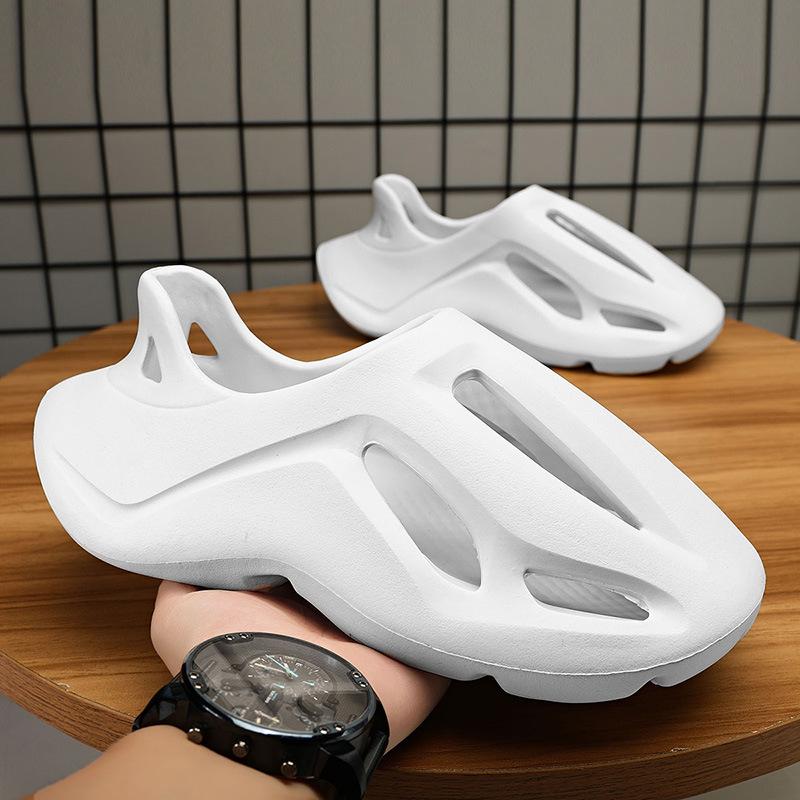 2025 Men's EVA Soft Sole Sandals: Closed Toe, Summer Beach Style, Comfy Fit