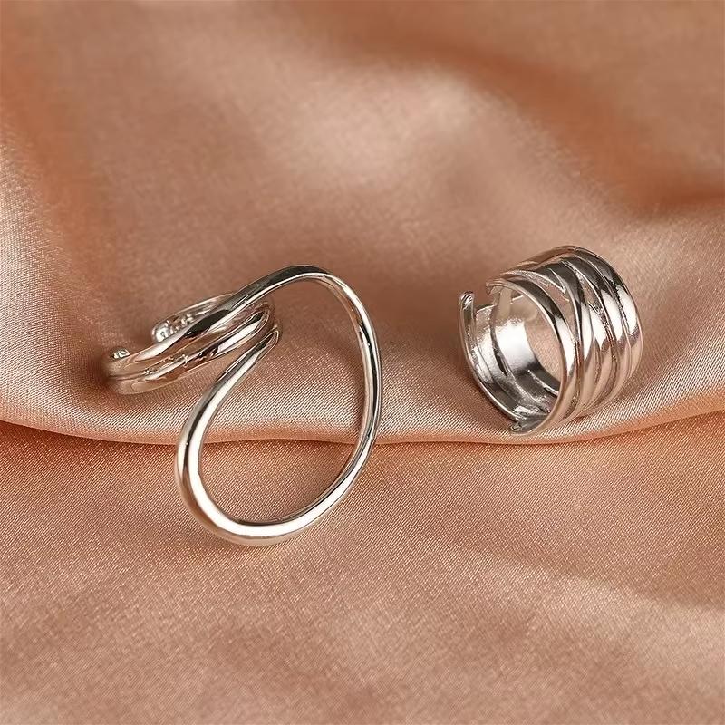 Silver Unique Lines Massive Ring Set Women‘s Large Rings Finger Jewelry Vintage Distorted Geometric Ring for Birthday Gift