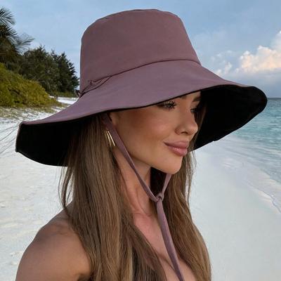 Damen Bucket Hat mit Kordelzug und Krempe, Bucket Hat mit verstellbarer Kinnkordel, ausgefranstes Design, Bucket Hat für Reisen, Strand, Küste