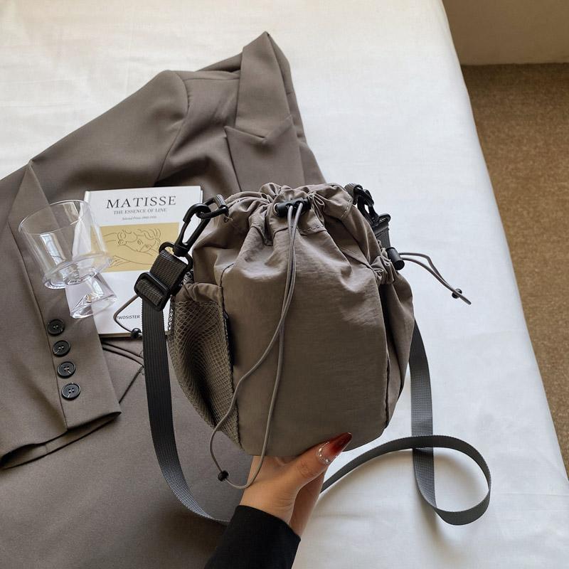 Torba na telefon komórkowy damska torba ze sznurkiem lekka sportowa torba na ramię crossbody