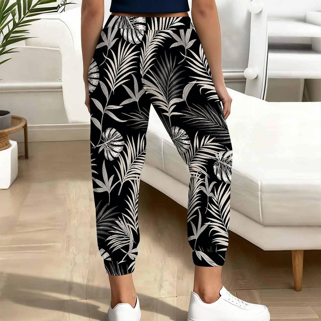 Women Plus Size Green Clover Printed Drawstring Waist Jogger Pants Side Pockets Cuffed Ankle
