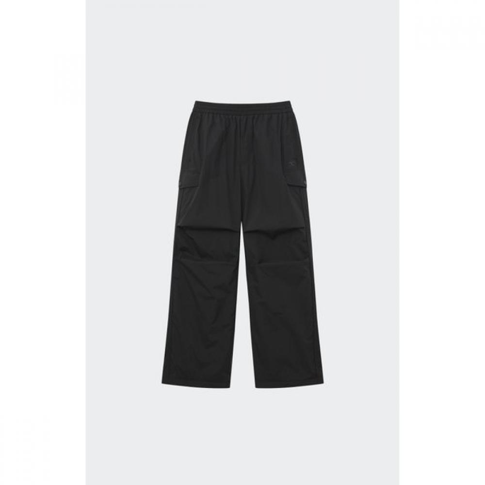 Huit Lightweight Parachute Pants Htwpn6i01t