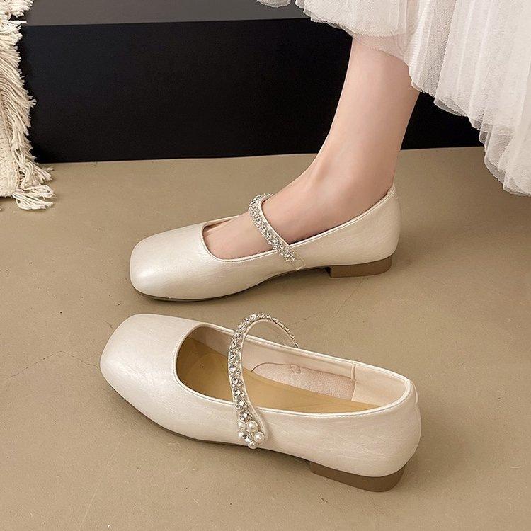 French Mary Jane Square Head Single Shoes Women's Summer 2026 New Flat Bottom with Skirt Ladyshoes Pregnant Women Evening Small Leather Shoes