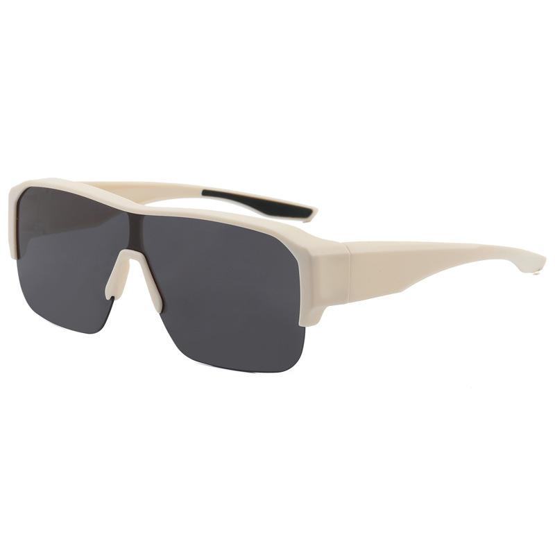 

New UV Resistant Sunglasses Sports Cycling Polarized Myopia Lenses That Can Be Worn With Driving