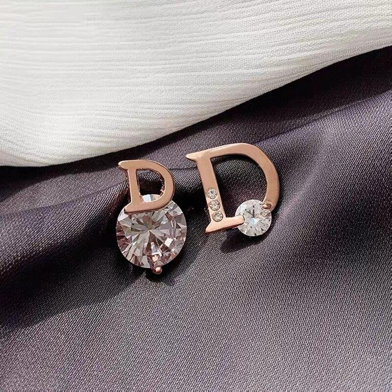 Letter D Earrings For Women Shiny Zircon Stud Earrings Light Luxury European and American Earrings Party Wedding Jewelry Gifts K